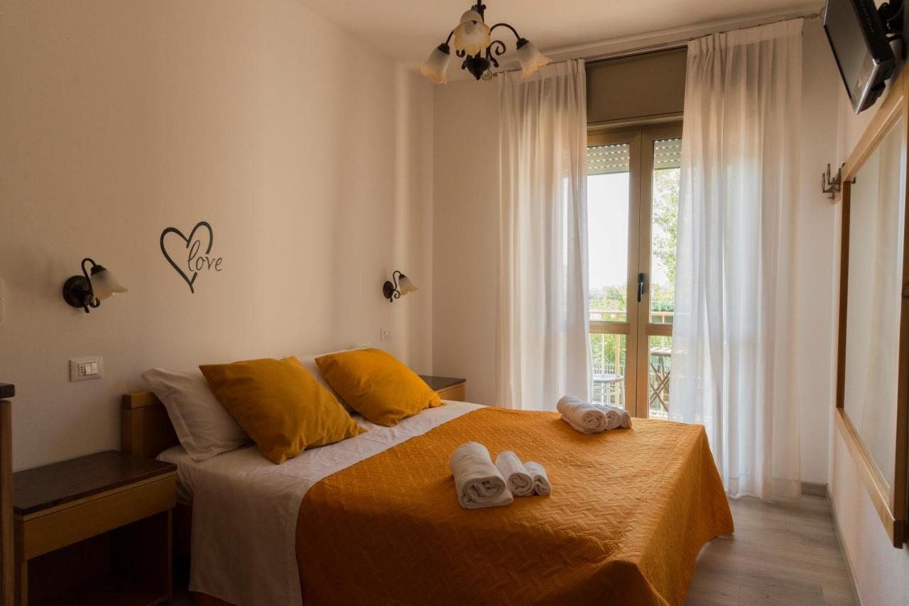 Infinity Hotel Cervia Exterior foto